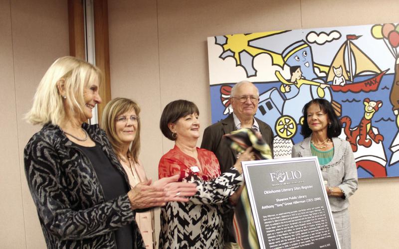 Anne Hillerman speaks for Oklahoma Literary Site Plaque Dedication at ...