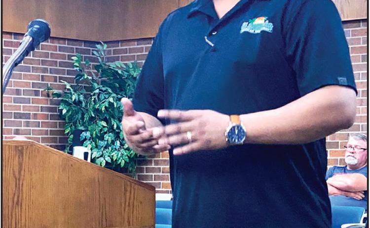 Marco Villa speaks on behalf of El Malecon Restaurant to ask the Tecumsehs City Council for approval for a conditional use permit to sell beer and mixed beverages at their establishment located at 102 S. Broadway. Countywide &amp; Sun/Julie Talton