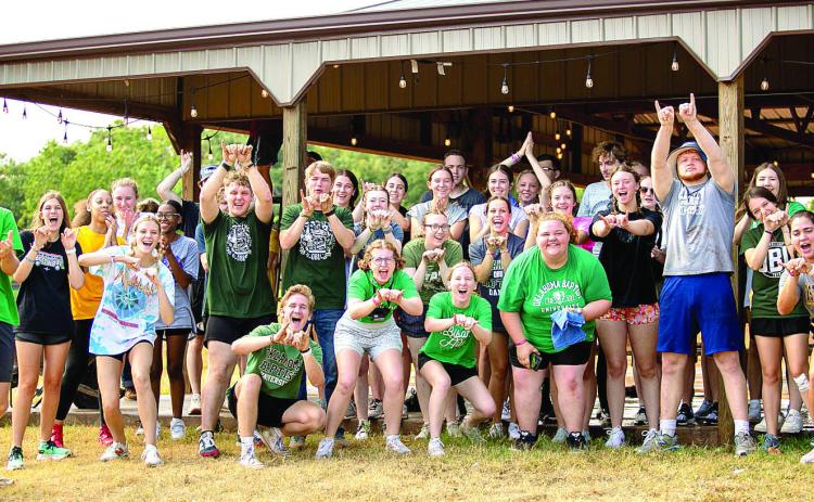 Several hundred OBU students volunteered around the Shawnee community Aug. 22 during Serve Shawnee, an annual community service event held before the beginning of the fall semester, OBU Photo provided