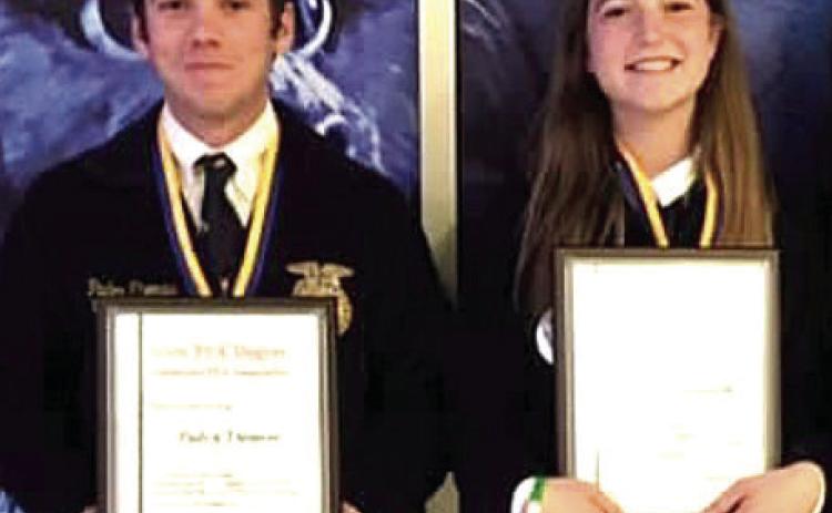 Dale graduates Paden Thomas (left) and Kylee Greenwall. Photo provided