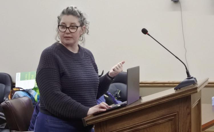 Holly Gordon, Healthy Living Program Coordinator with Gateway to Prevnetion presents the Walking Audit to the McLoud City Council. Countywide &amp; Sun/Suzie Campbell
