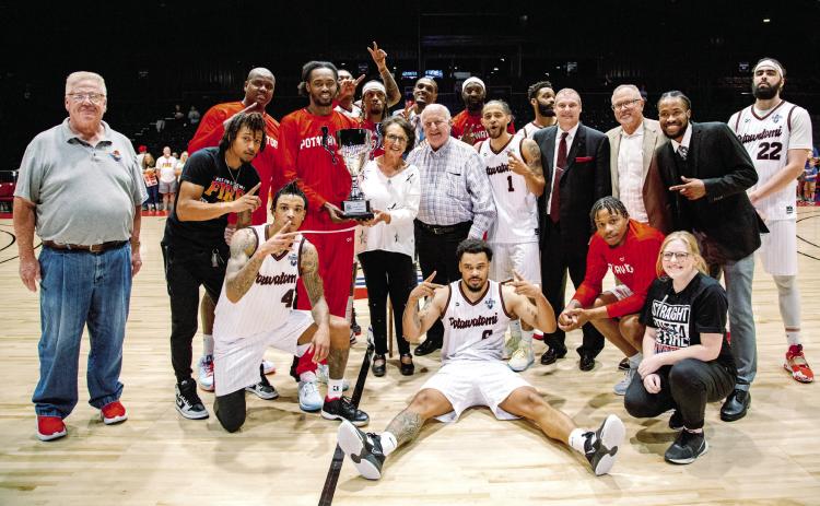 The Potawatomi Fire team and coaches, CPN Chairman John “Rocky” Barret, Vice-Chairman Linda Capps, and Pottawatomie Rie General Manager David Qualls pose after the clean sweep series win at FireLake Arena Saturday, June 10. Photo courtesy of Potawatomi Fire/Landon Kidney