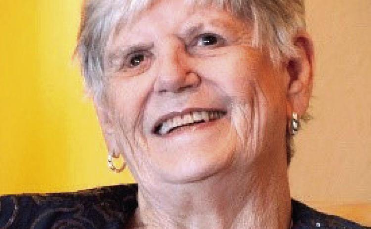 Alma LoRene Seckel Akins