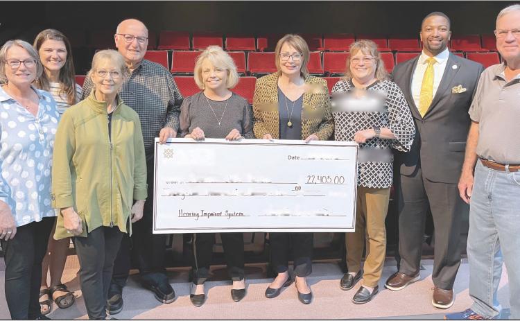 Avedis Awards Grant To Shawnee Little Theatre